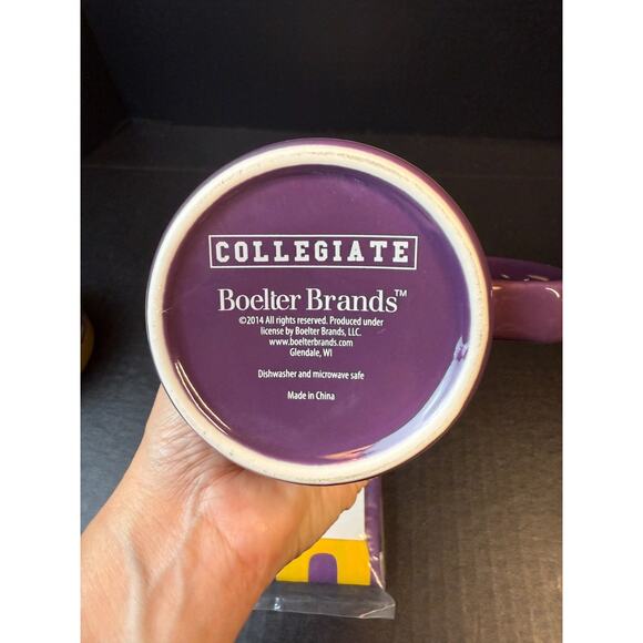 LSU Tigers Lot Mug, Duck Tape 10 yds, & 2007 Natl. Champs Flag - Picture 7 of 13